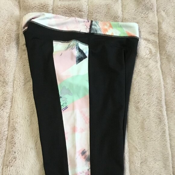 Garage Leggings Pink/Coral/Green/Grey - Picture 3 of 10